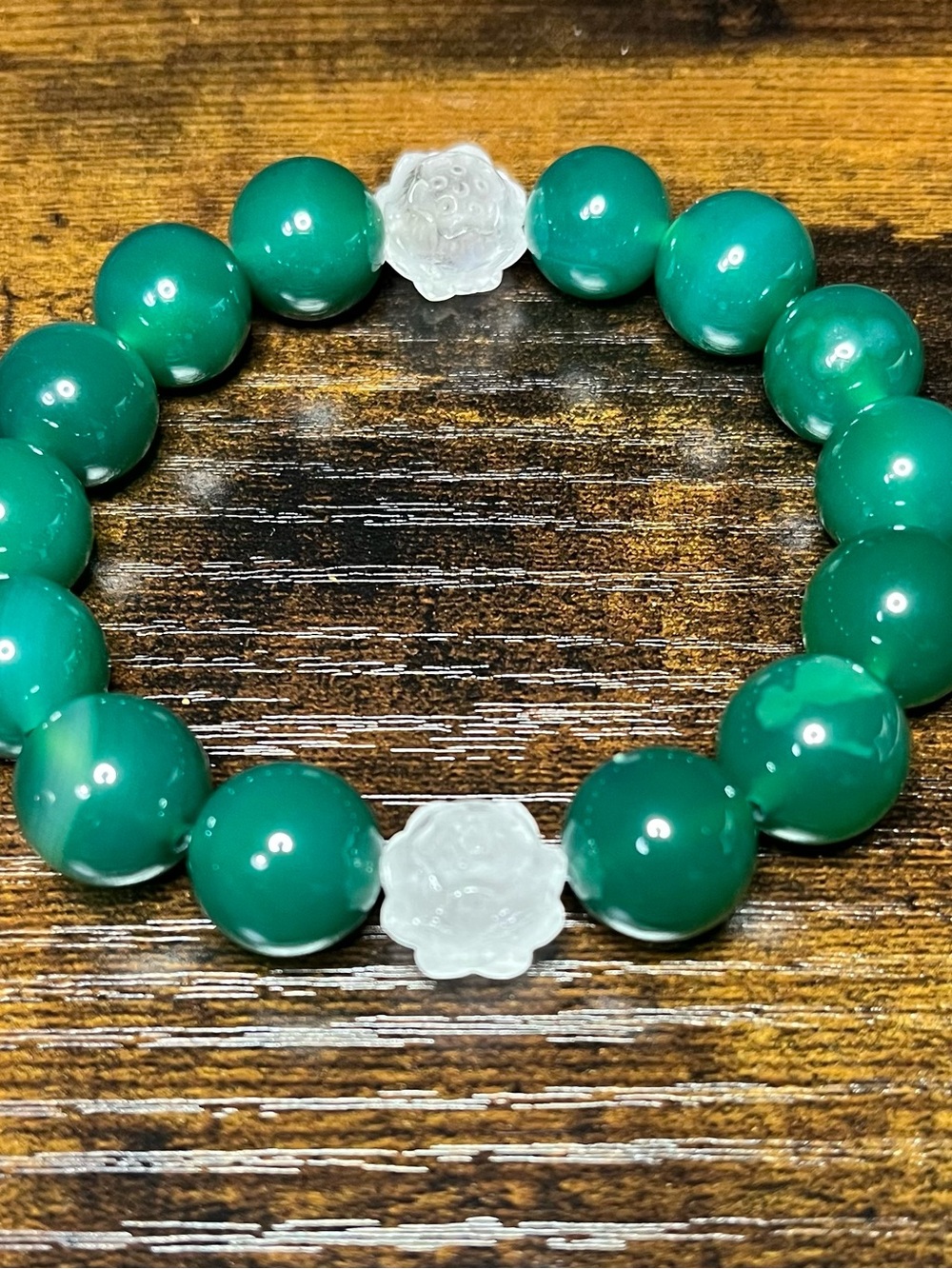 14mm Green Jade Bracelet with Clear Quartz Lotus Flowers - Picture 6 of 7